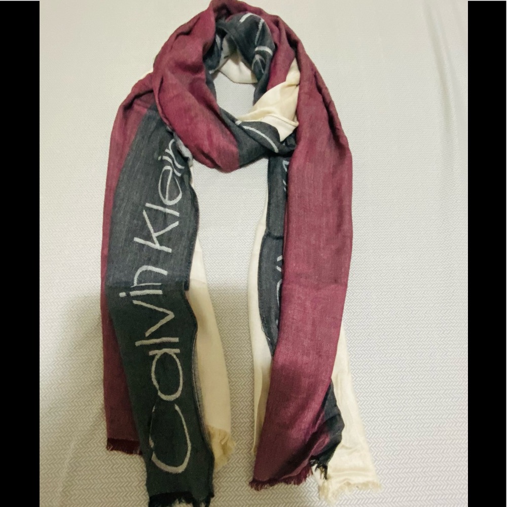 Calvin Klein Color-blocked Stripes Scarf